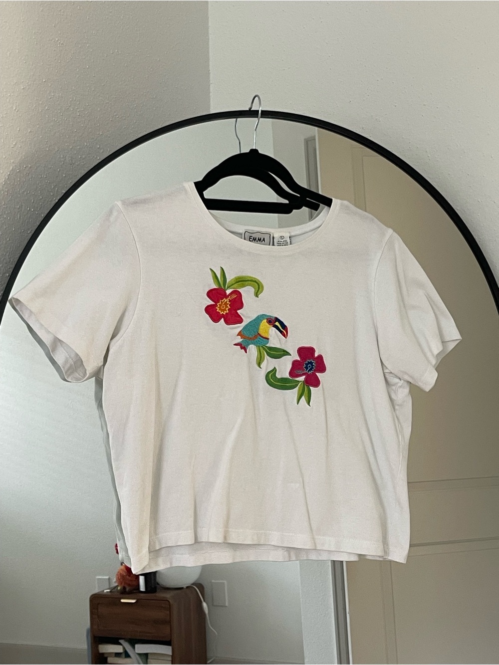 Emma White Short-Sleeve Tee with Colorful Toucan Embroidery